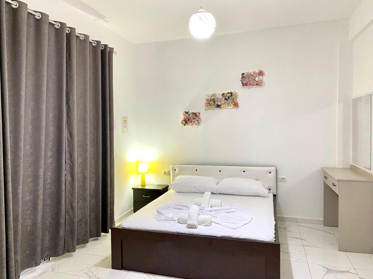 Apartmente Pamela Sarandë Exteriör bild