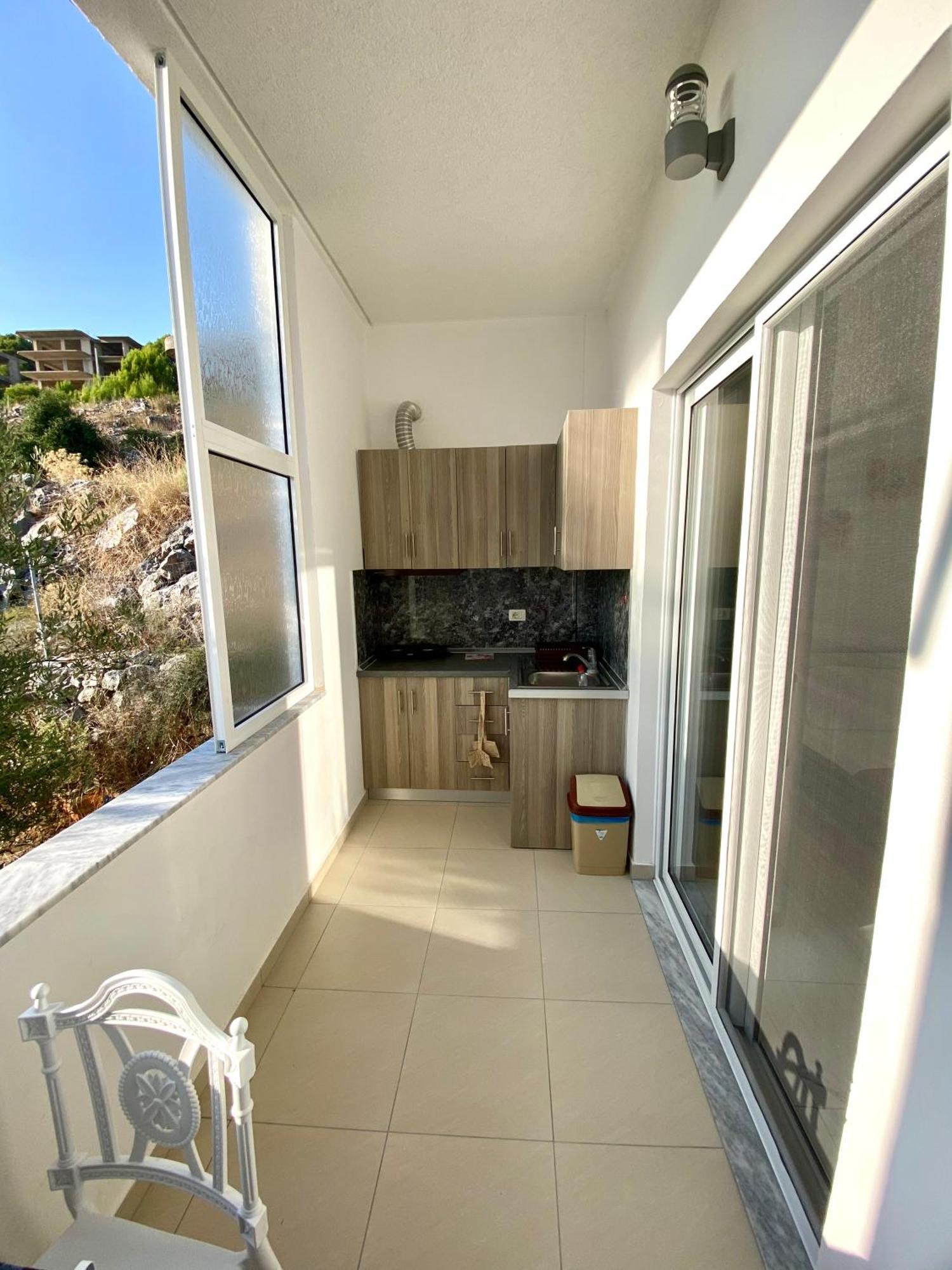 Apartmente Pamela Sarandë Exteriör bild