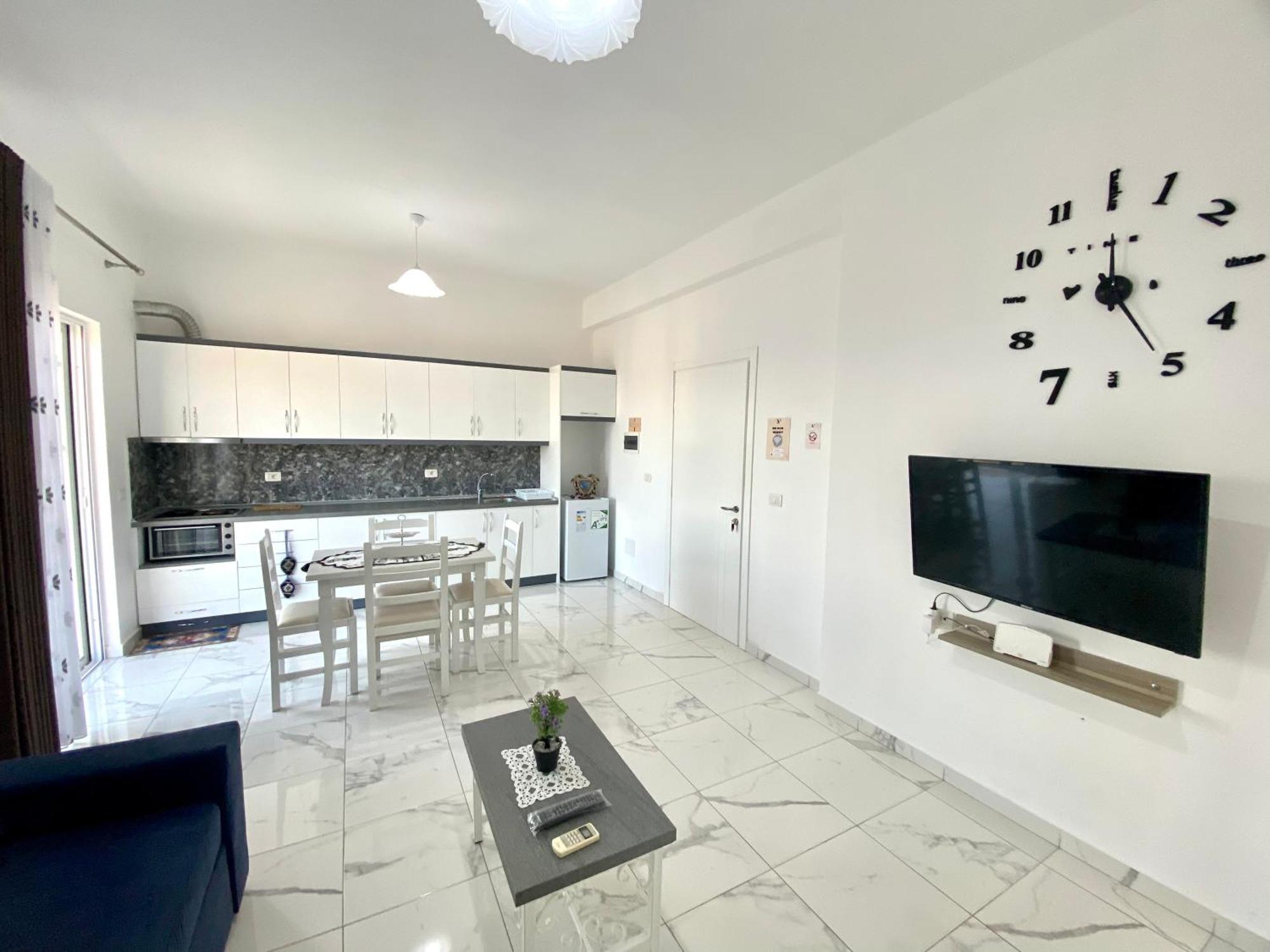 Apartmente Pamela Sarandë Exteriör bild