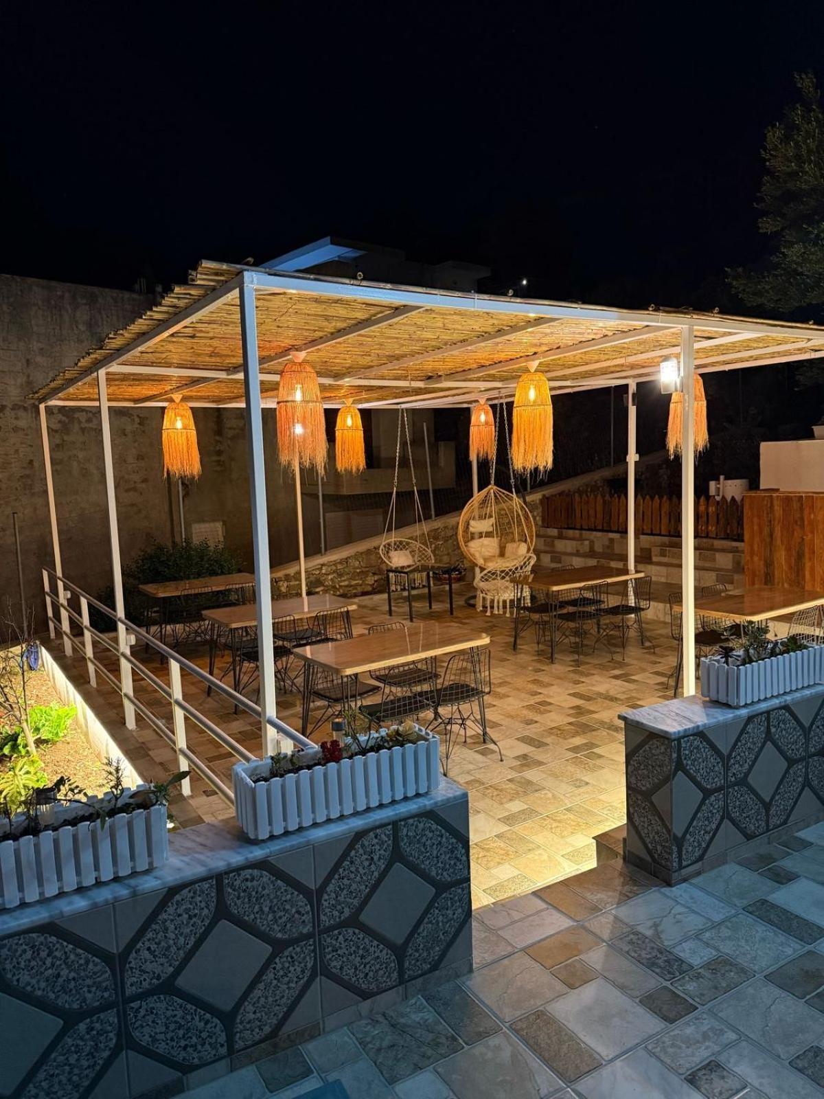 Apartmente Pamela Sarandë Exteriör bild