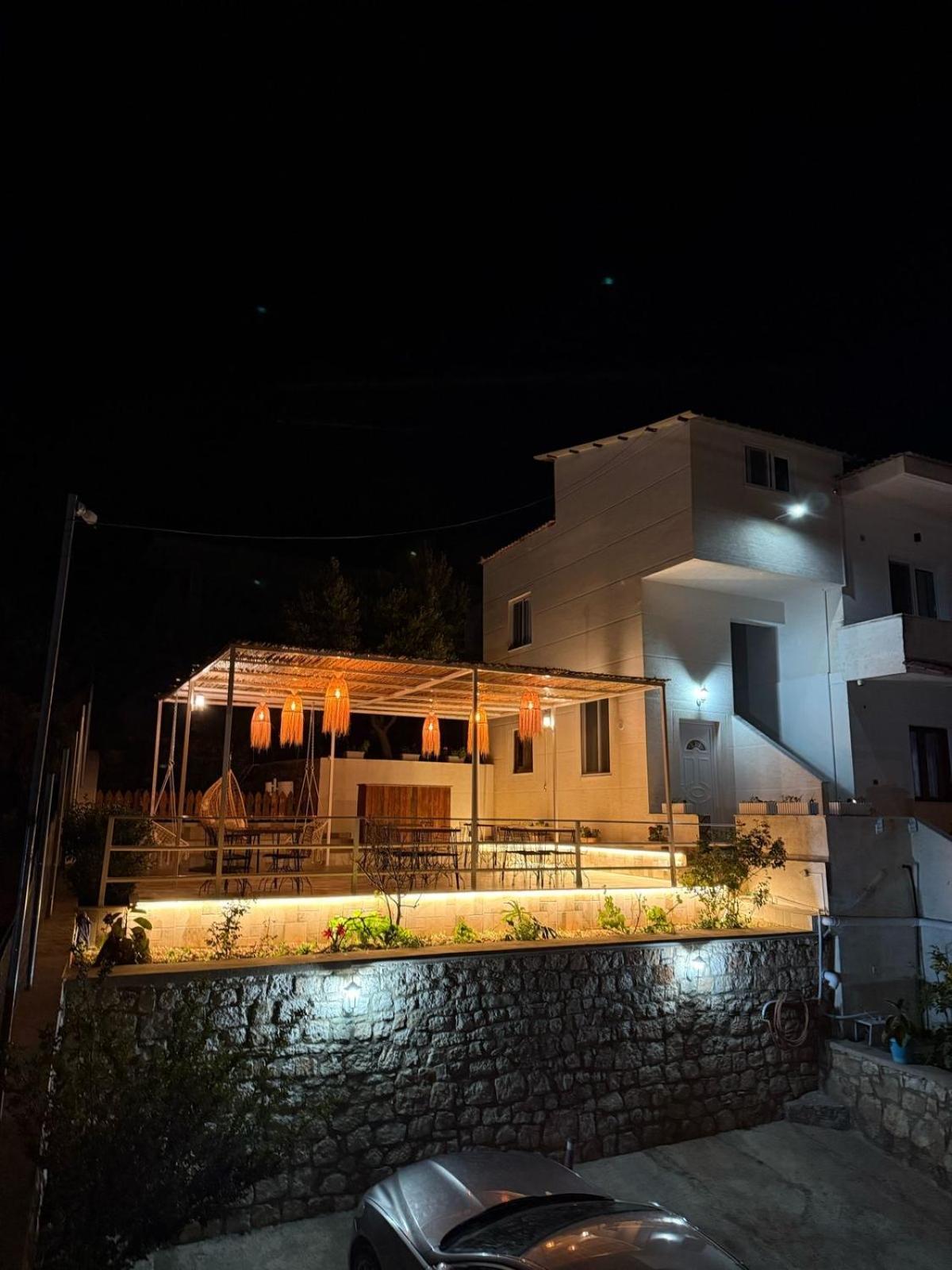 Apartmente Pamela Sarandë Exteriör bild