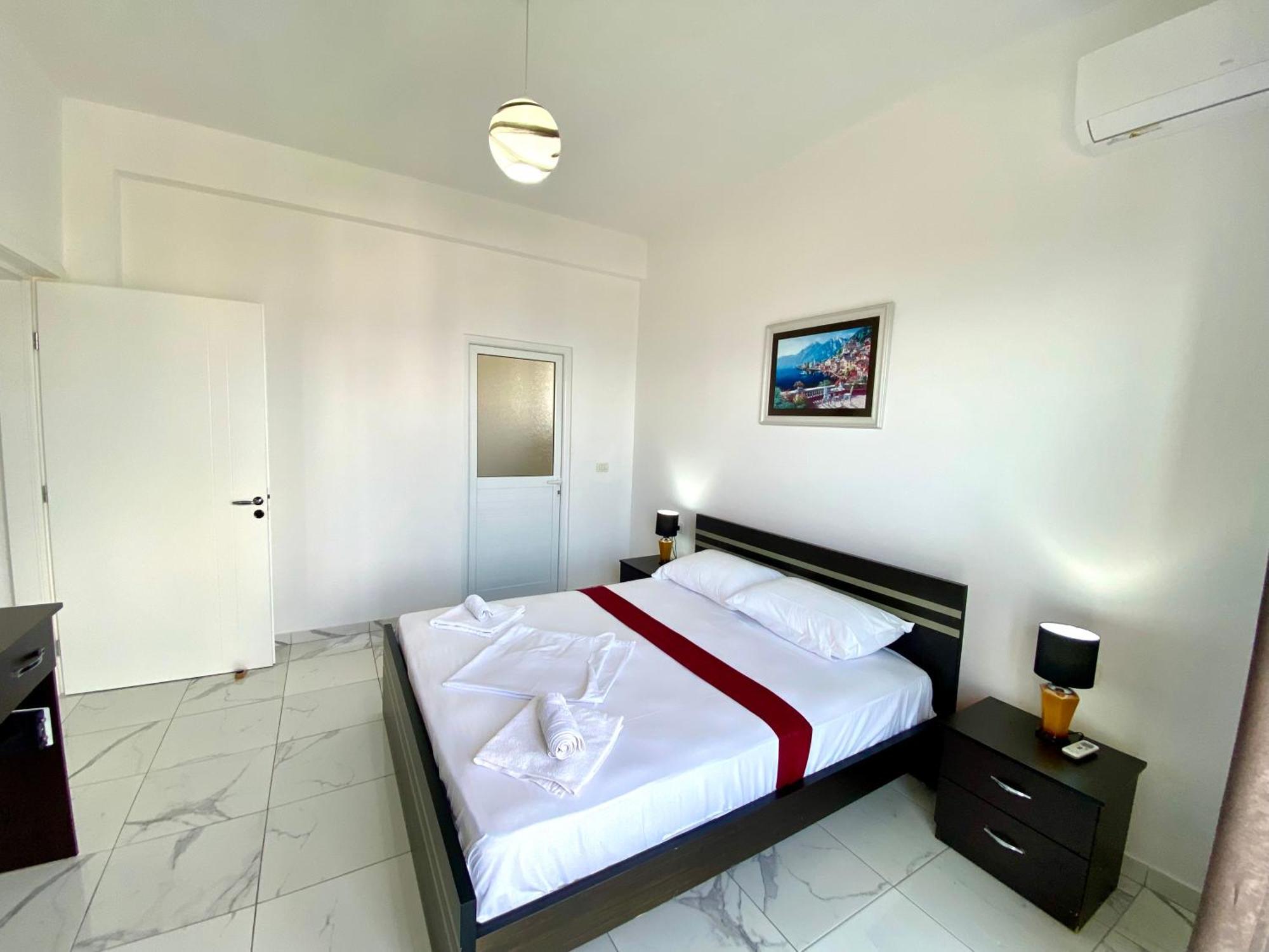 Apartmente Pamela Sarandë Exteriör bild
